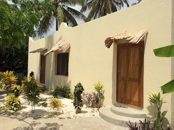 Zanzibar Garden Villa Exterior photo